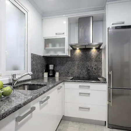 Always Easy I Atico Plaza סן סבסטיאן